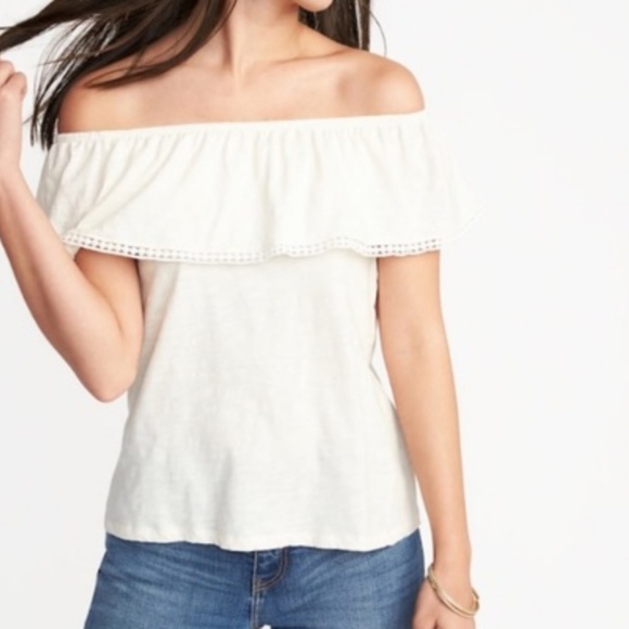 Old Navy Tops - Old Navy cold shoulder top